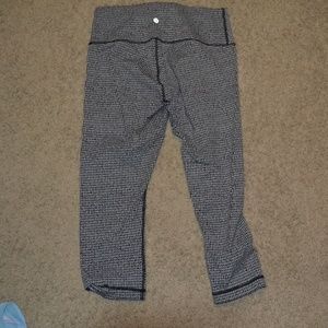 cropped Lululemon leggings